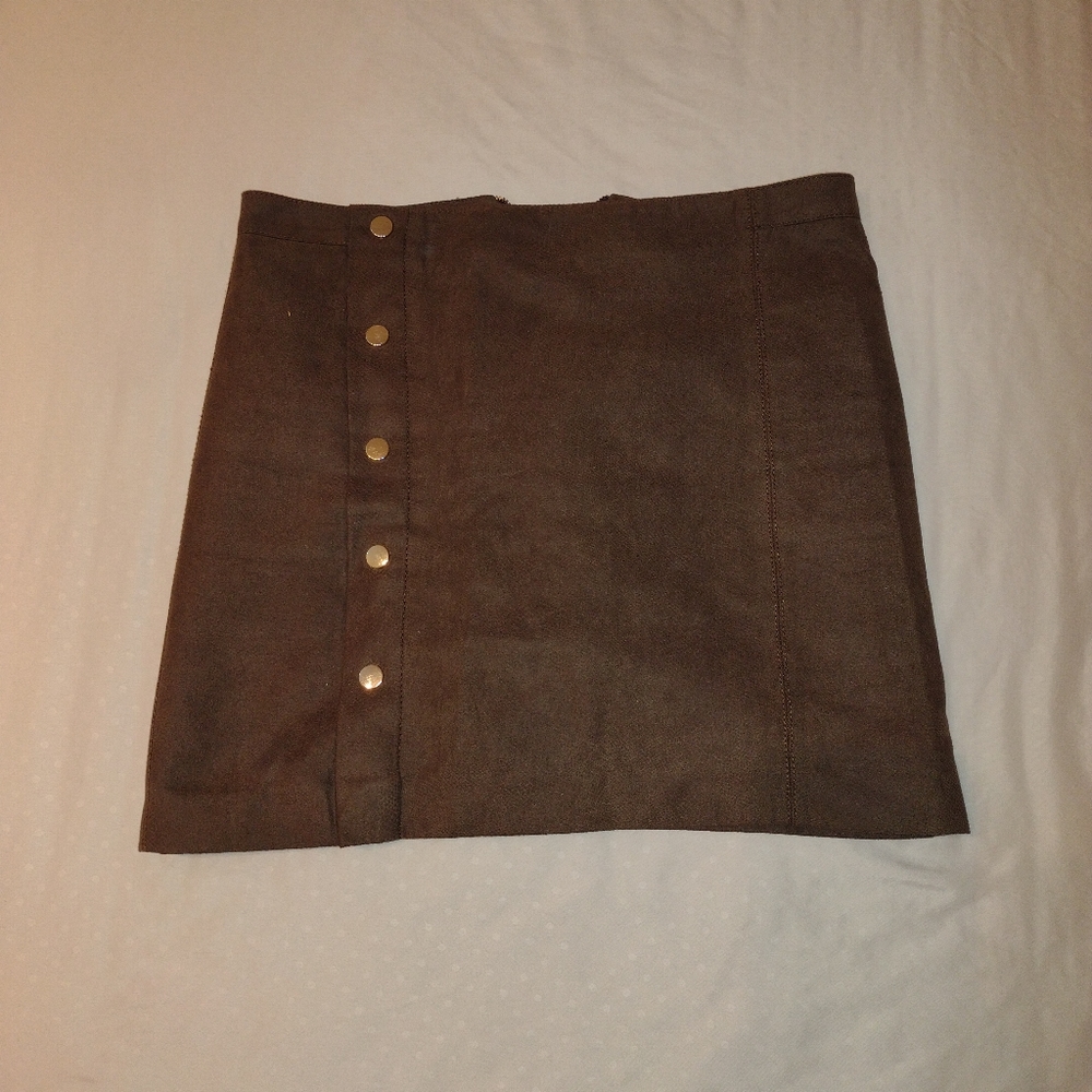 💕💕5/$20 SALE🤩💕💕Woman faux suede skirt brown